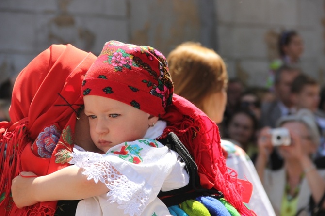 Procesja Bożego Ciała w Łowiczu, cz. I