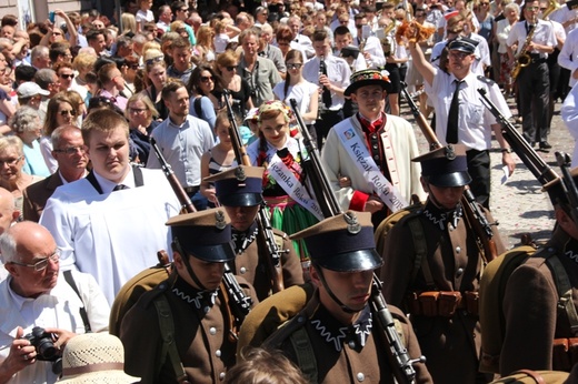 Procesja Bożego Ciała w Łowiczu, cz. I