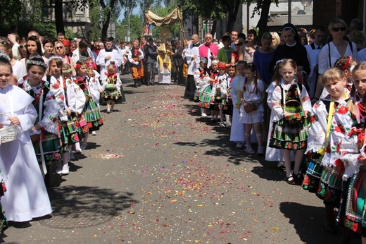 Procesja Bożego Ciała w Łowiczu, cz. I