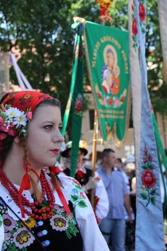 Procesja Bożego Ciała w Łowiczu, cz. I