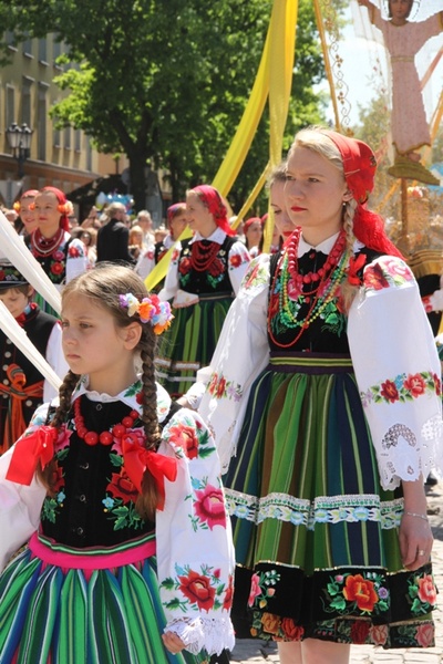 Procesja Bożego Ciała w Łowiczu, cz. I