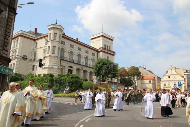 Procesja Bożego Ciała ulicami Bielska-Białej