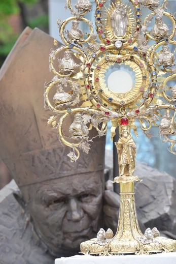 Boże Ciało - 1. i 2. ołtarz