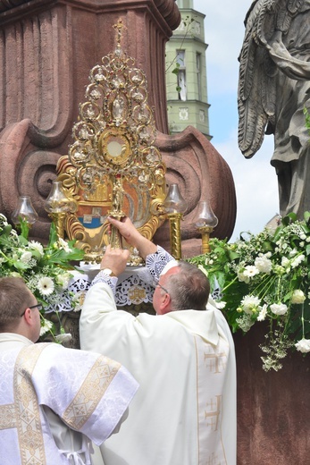 Boże Ciało - 1. i 2. ołtarz