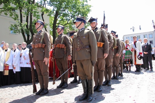 Procesja Bożego Ciała w Łowiczu, cz. II