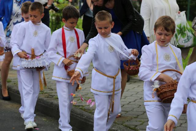 Boże Ciało - Czechowice-Dziedzice - NMP Królowej Polski