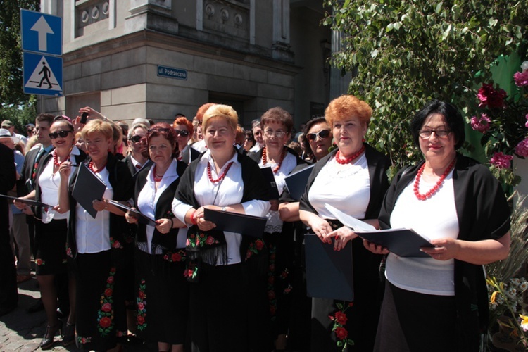 Procesja Bożego Ciała w Łowiczu, cz. I