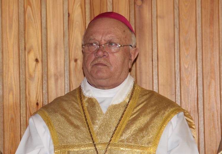 25 lat temu bp Józef Zawitkowski otrzymał sakrę biskupią
