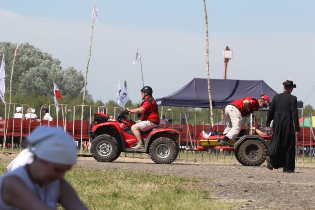 XIX Spotkanie Młodych Lednica 2000, część I