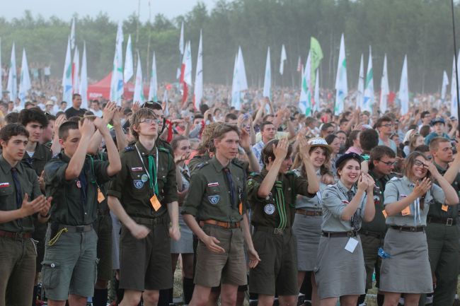 Lednica 2000 - Spotkanie Młodych 2015, część III