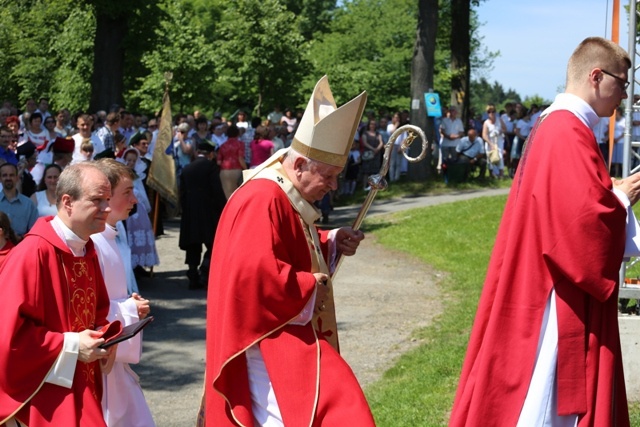 Msza św. w 20. rocznicę pielgrzymki Jana Pawła II na Kaplicówkę