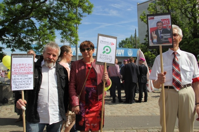 VI Archidiecezjalny Marsz dla Życia i Rodziny