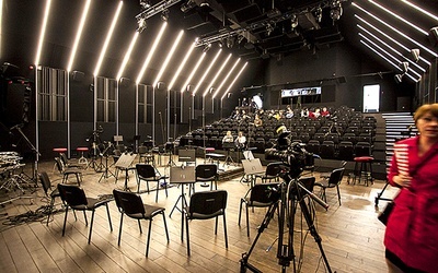  Najnowocześniejsza sala kinowo-koncertowa w Polsce pomieści 120 osób 