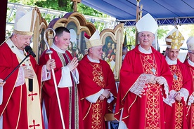 W skoczowskim dziękczynieniu wzięli udział liczni hierarchowie