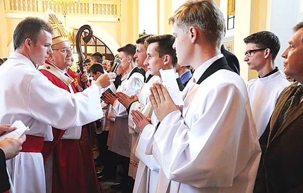   Kilkanaście dni temu parafię odwiedził abp Stanisław Budzik