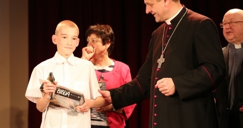 Zwycięzcy w poszczególnych konkursach otrzymali statuetki "Jonasza" na scenie BCK
