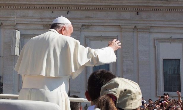 Franciszek przeciw grabieży ziemi przez wielkie koncerny