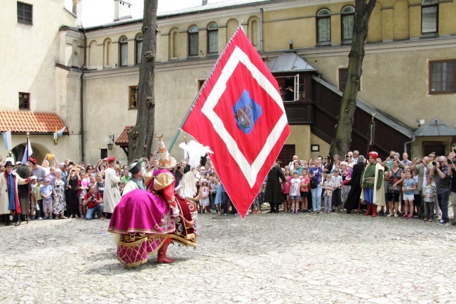 Lajkonik harcuje w Krakowie