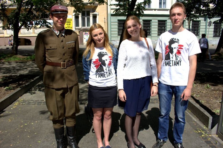 Obchody 70. rocznicy wyzwolenia nazistowskich niemieckich obozów koncentracyjnych