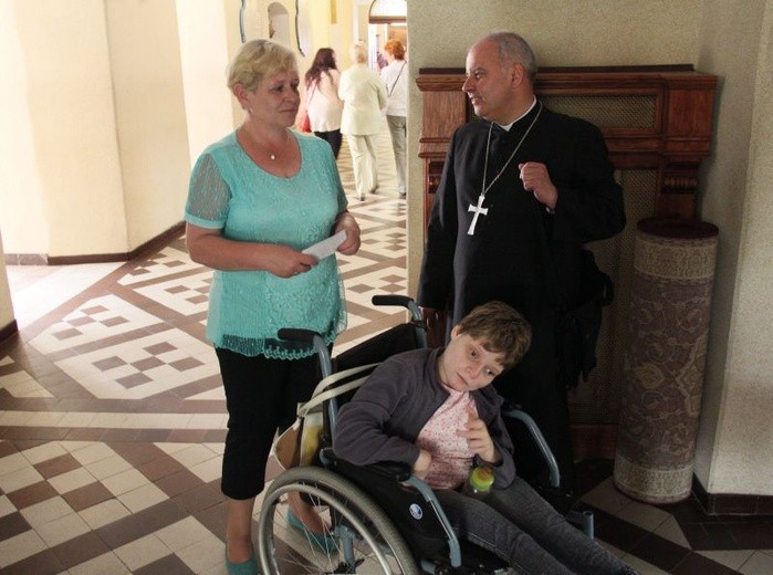 Pielgrzymka chorych i niepełnosprawnych