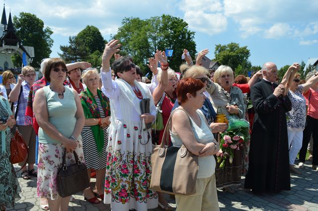 U Matki z prośbą i dziękczynieniem