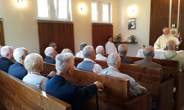Podczas Eucharystii w kaplicy kampusu