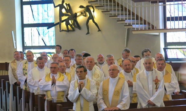 Modlitwa o świętość kapłanów