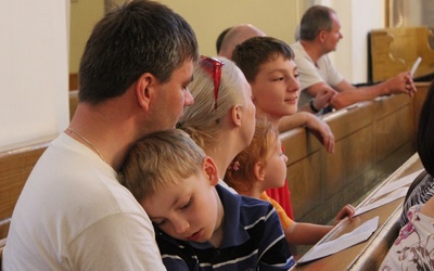 W ewangelicko-aubsburskim kościele Jezusowym w Cieszynie chrześcijanie modlili się za rodziny