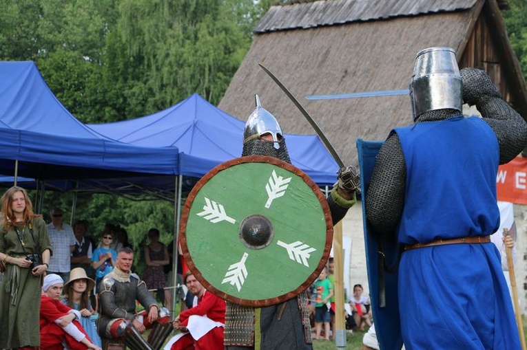 VI Zjazd Rycerstwa Chrześcijańskiego w Chorzowie - Skansen