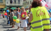 Rodzinny polonez na Marszu dla Życia i Rodziny