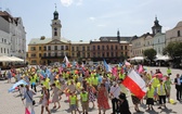 Rodzinny polonez na Marszu dla Życia i Rodziny