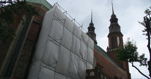 Te mury się ożywią