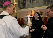 Świeca na turnusie oazowym jest znakiem obecności Chrystusa i znakiem łączności z całym Ruchem Światło-Życie