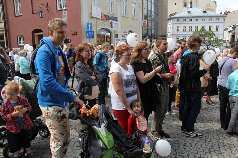 II Marsz dla Życia i Rodziny w Bielsku-Białej - cz. 1