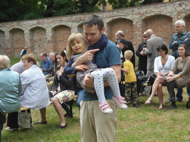 Pielgrzymka rodzin i szafarzy Komunii świętej do Rud cz. 2