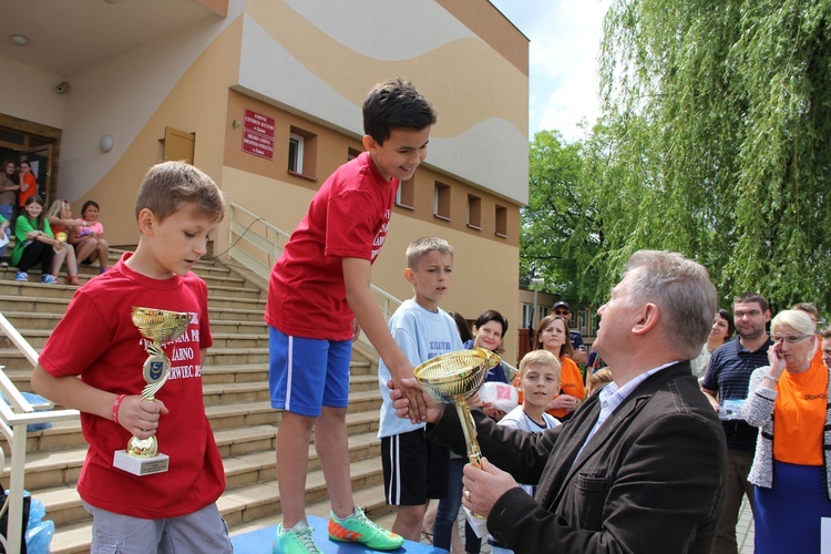 Papieski bieg ulicami Żabna 