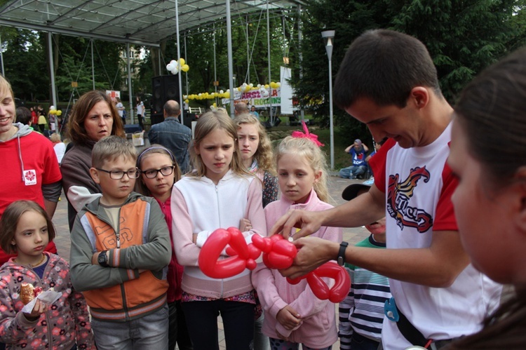 'Wybieram rodzinę!" - festyn po marszu w Bielsku-Białej