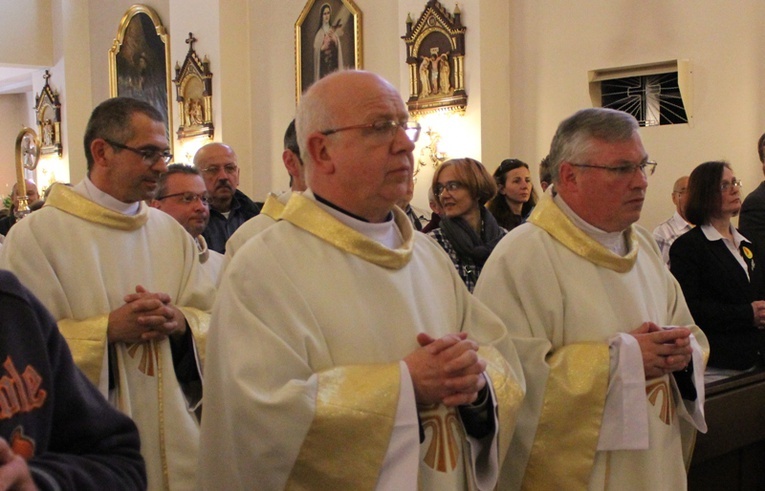 Msza św. przed II Marszem dla Życia i Rodziny w Bielsku-Bialej