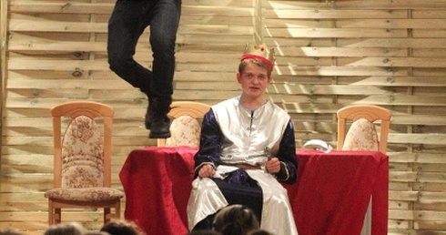 Henryk II na deskach