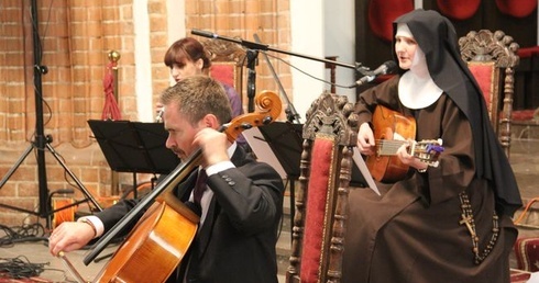 Koncert "Tajemne drzwi"