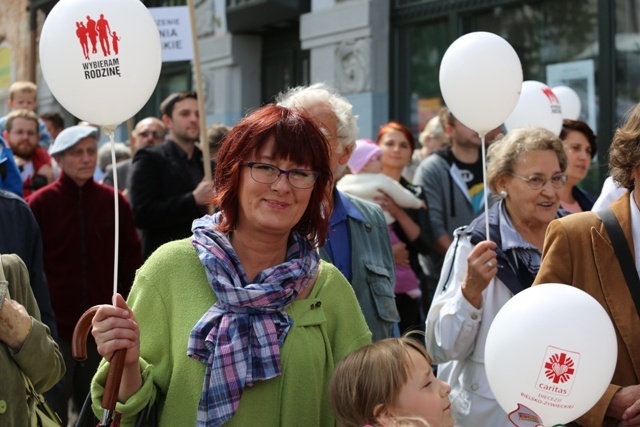 Rodzinna manifestacja i świętowanie przyciągnęły tłumy bielszczan