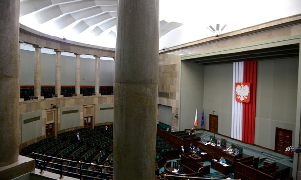 Jutro głosowanie nad projektem ustawy o in vitro