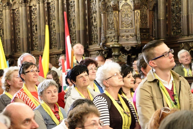 Narodowa pielgrzymka Węgrów na Wawelu