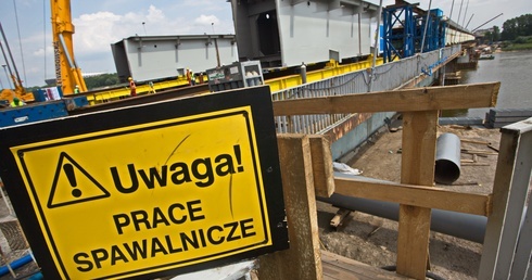 Most Łazienkowski będzie na czas?