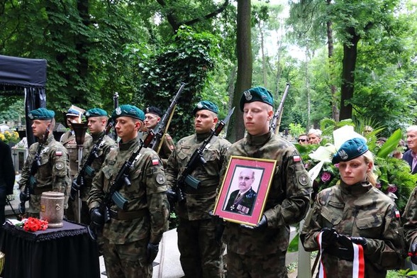 Pożegnanie ostatniego z ułanów karpackich