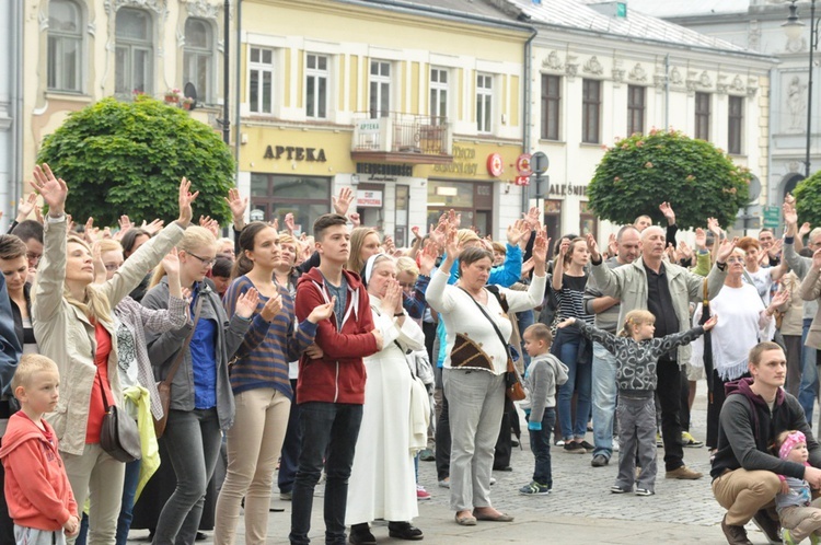 II koncert ewangelizacyjny w Nowym Sączu