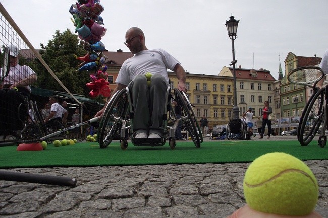 Łamanie barier za pomocą rakiety