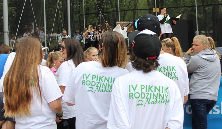 IV Piknik Rodzinny z "Nadzieją" - park Słowackiego