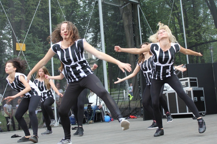 IV Piknik Rodzinny z "Nadzieją" - park Słowackiego