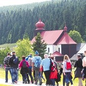  W poprzednich latach  na Mszy świętej  praktycznie nie było Czechów.  W tym roku było ich już  kilkunastu